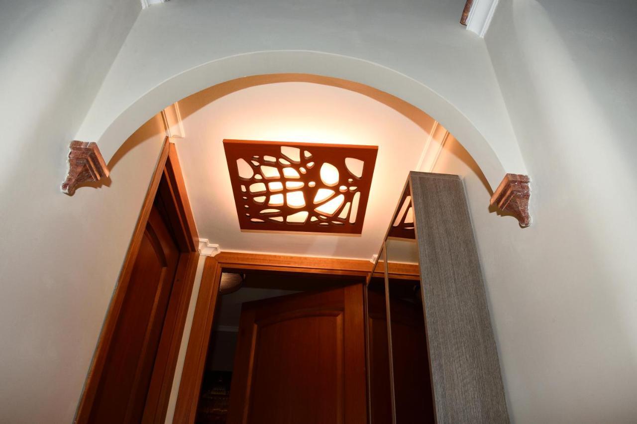 Apartmán Domus Catone Řím Exteriér fotografie